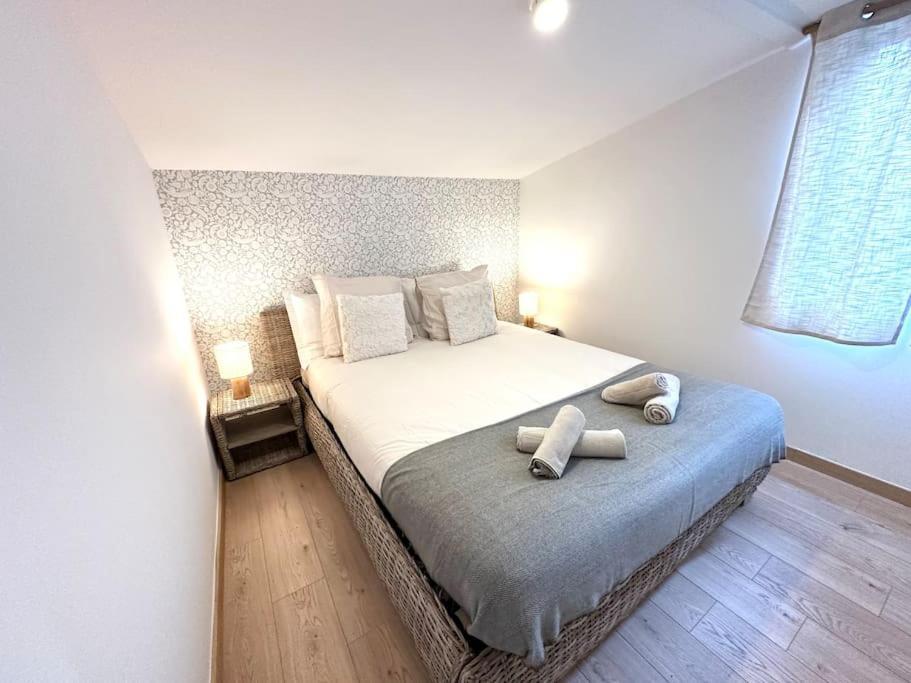 5- Hypercentre - 4Pers - Clim - Terrasse - Netflix Apartment Libourne Luaran gambar